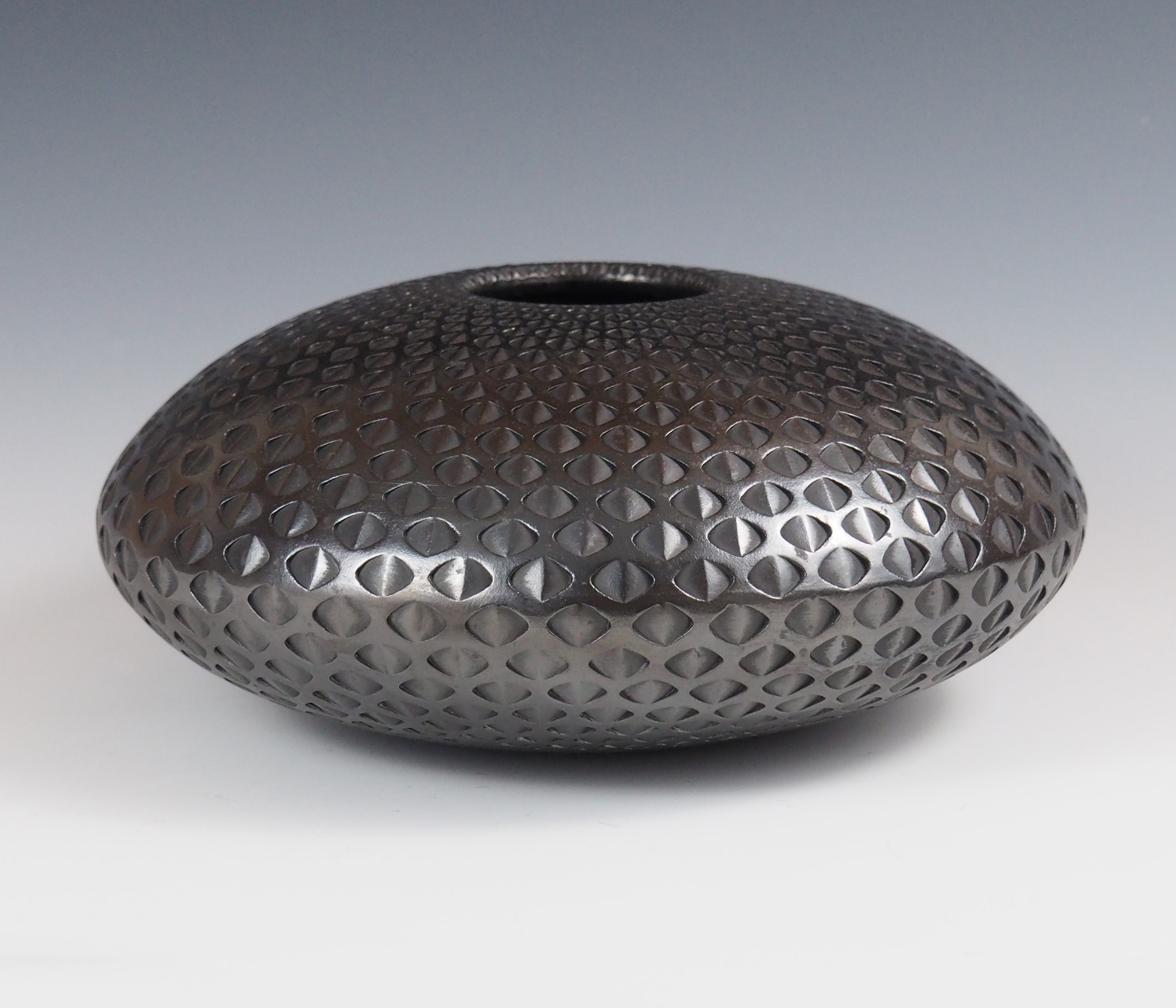 Michael Wisner - Black Metallic Oval (208)